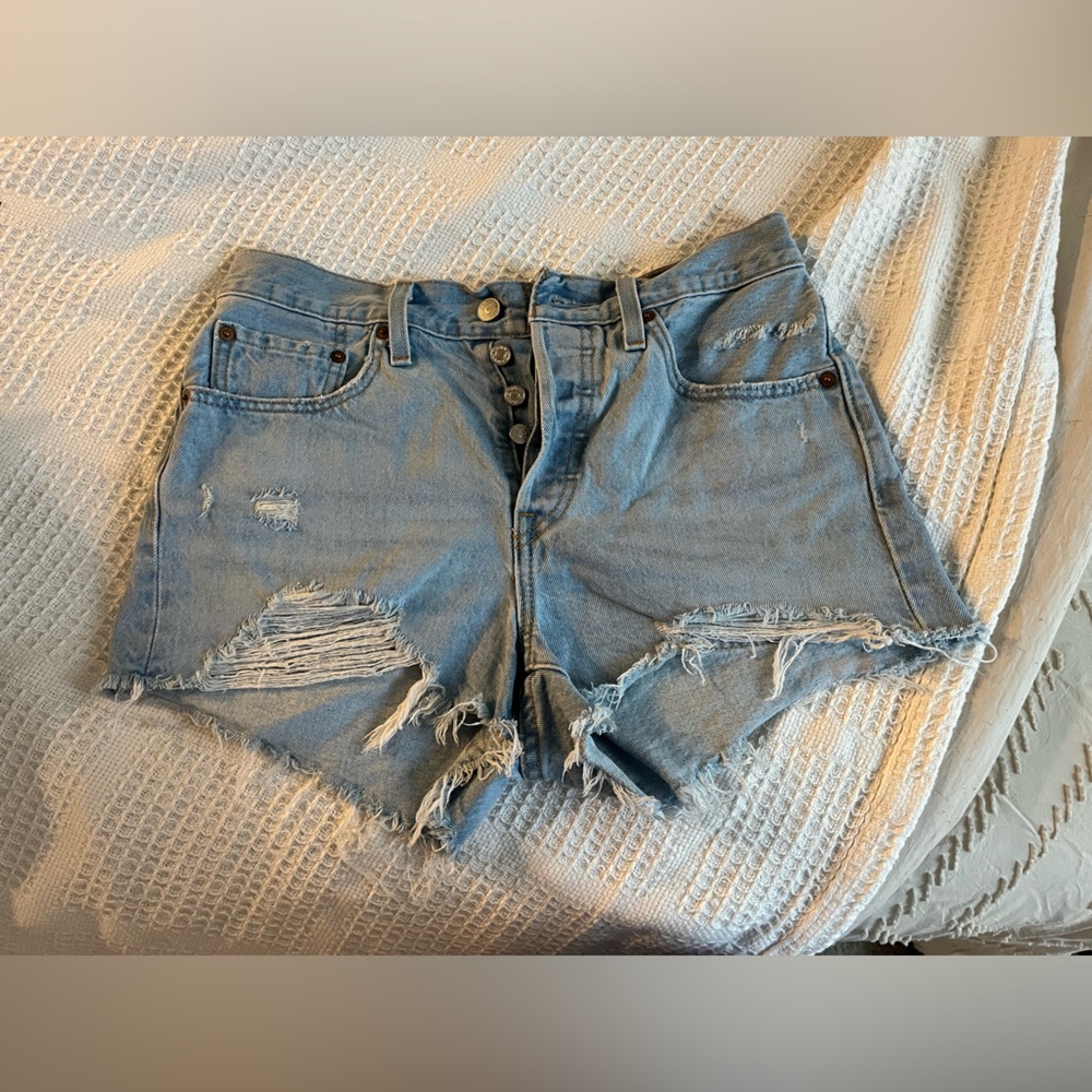 Levi 501 Jean Shorts